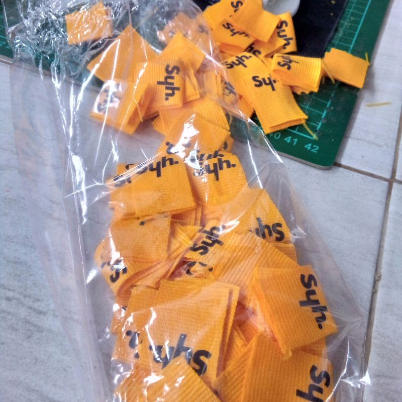 

woven label sablon #customlabel #customlogo