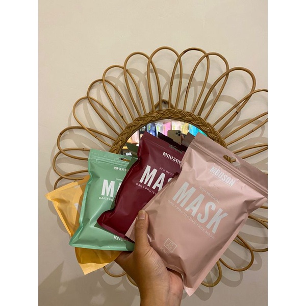 Masker Original Mouson KN95 tebal isi 10pcs