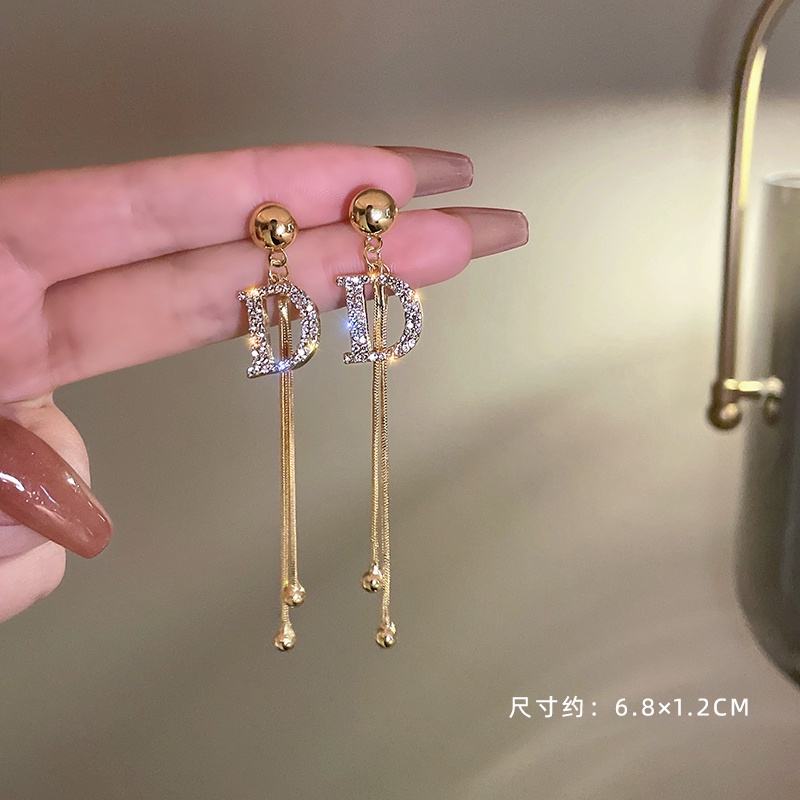 Anting Gantung Panjang Model Rumbai Dengan Mutiara Bahan Silver 925 Untuk Wanita