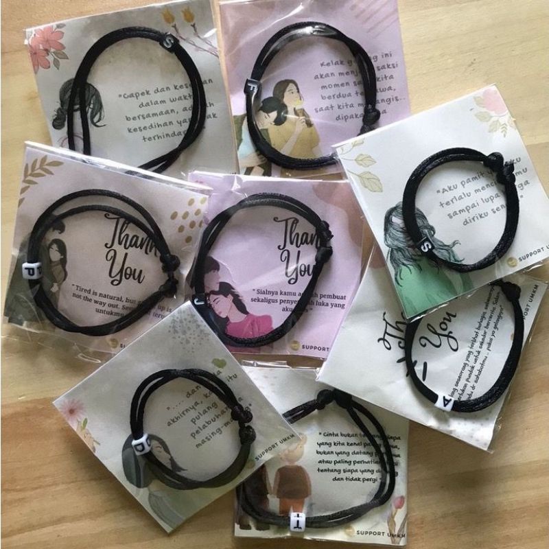 Gelang inisial custom dadu