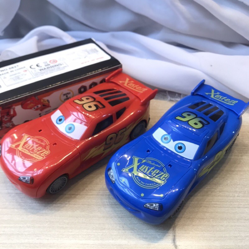 MAINAN MOBIL CARS MCQUEEN BISA BERUBAH JADI ROBOT MAINAN TRANSFORMATION TRANSFORMASI MOBIL KE ROBOT