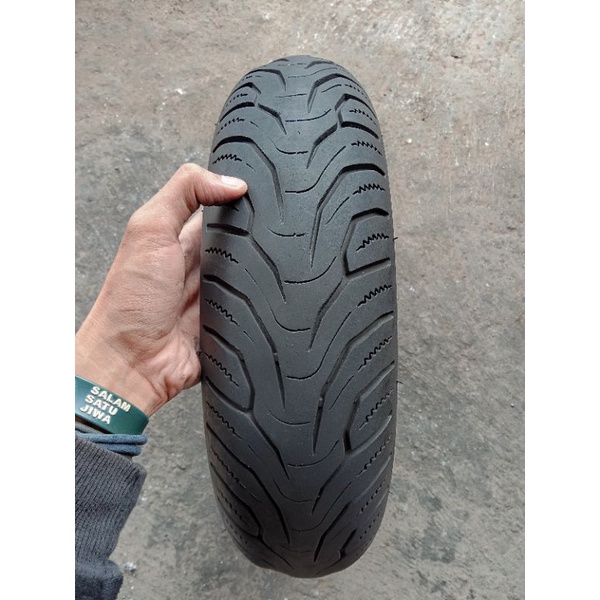 Ban Copotan Uk 110/70 Ring 11 (satu pcs) Untuk Vespa Matic Merek Vee Rubber