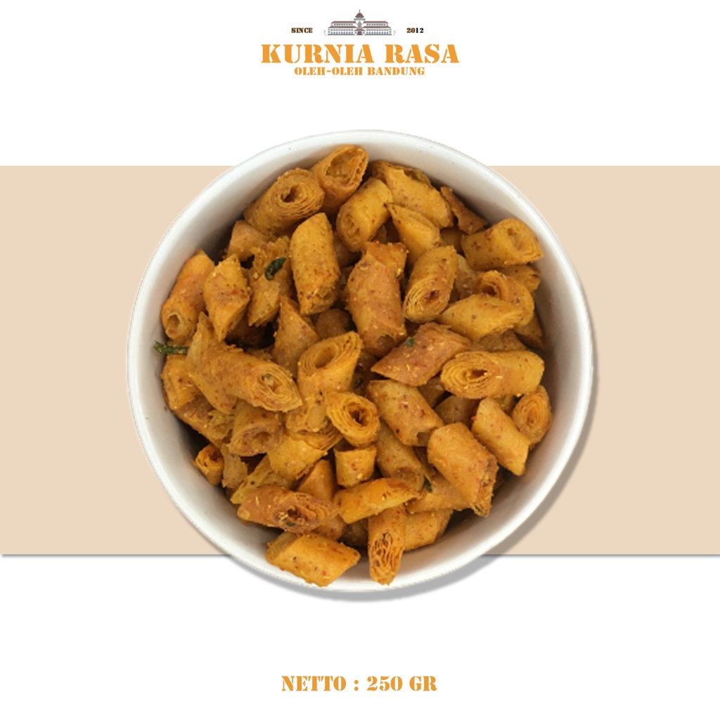 

Kulit sumpia pedas / kurniarasa / snack kiloan 250gr