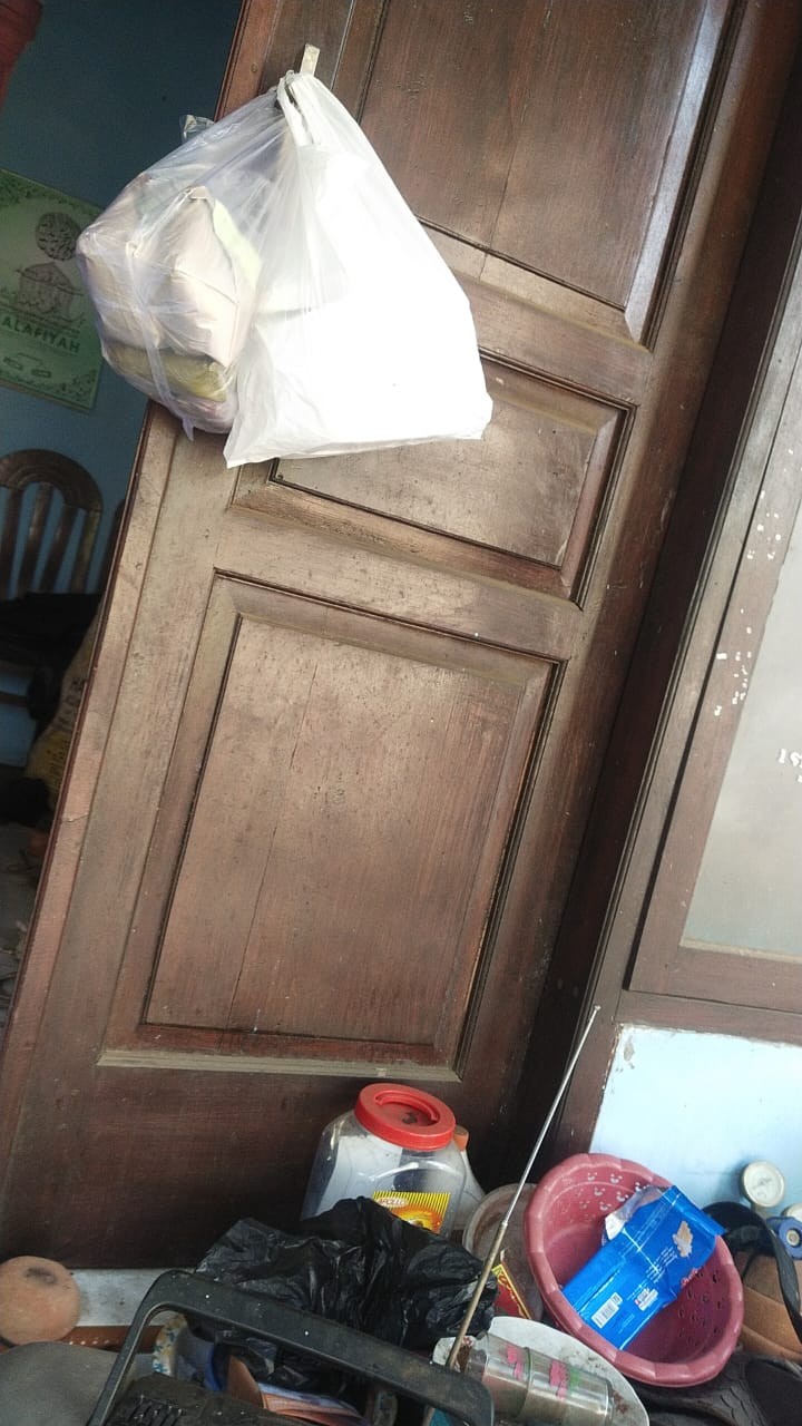 Topron Pembersih Kamar Mandi