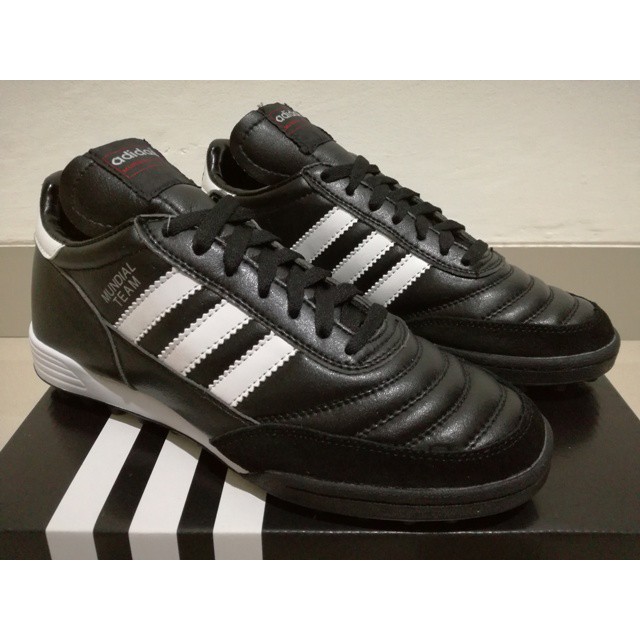 adidas copa mundial astro