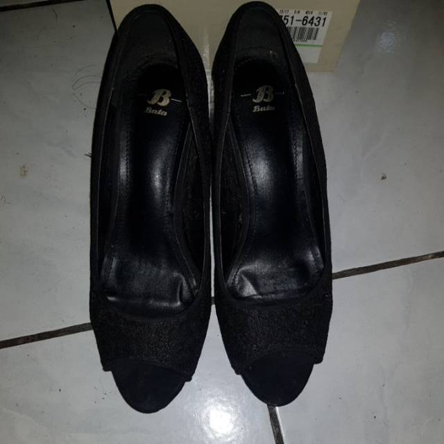Sepatu Heels Bata preloved