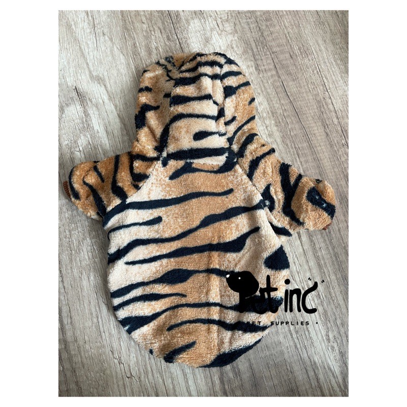 Tiger hoodie top