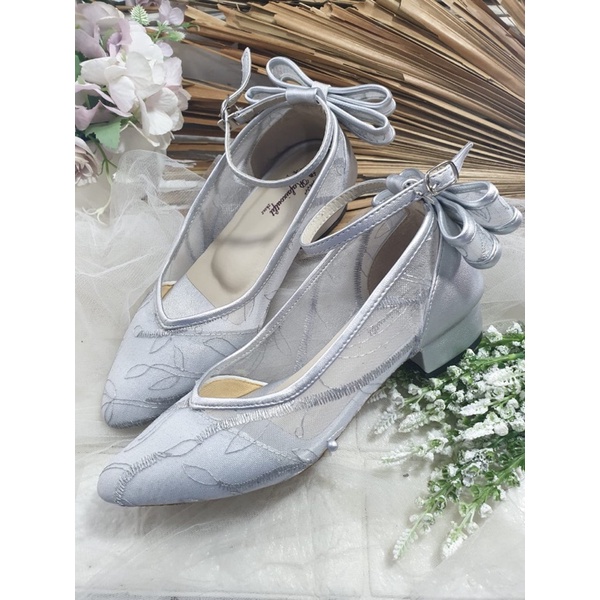 sepatu Karina pita silver tinggi 3cm hak tahu