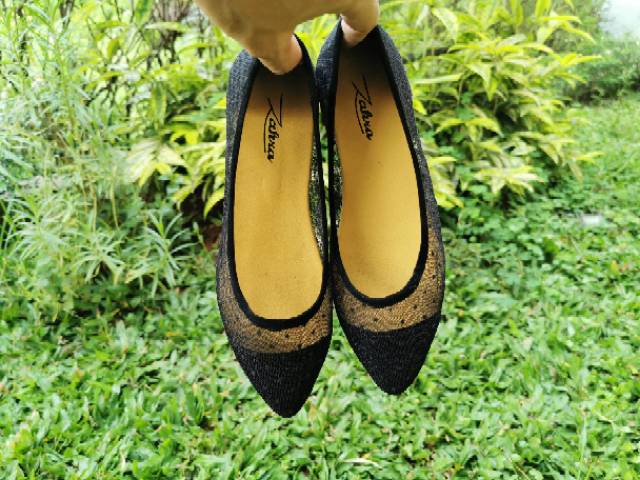 Arlaine- Lucia flatshoes sepatu brukat sepatu flat shoes wanita flatshoes polkadot [Hitam-Salem]