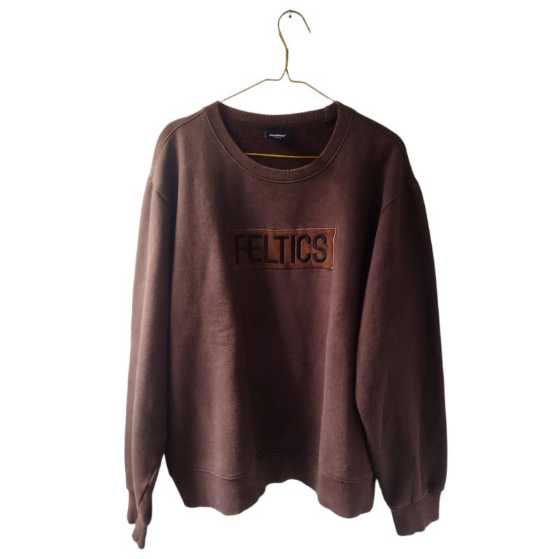 CREWNECK FELTICS SECOND ORIGINAL / crewneck feltics bekas original