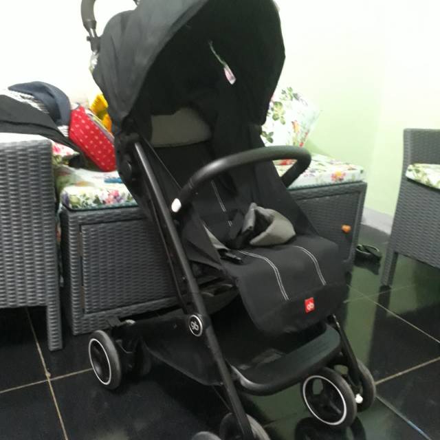 stroller GB Qbit Preloved lengkap dg dus
