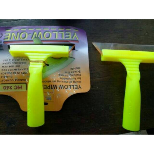 

Serutan kaca film yellow one