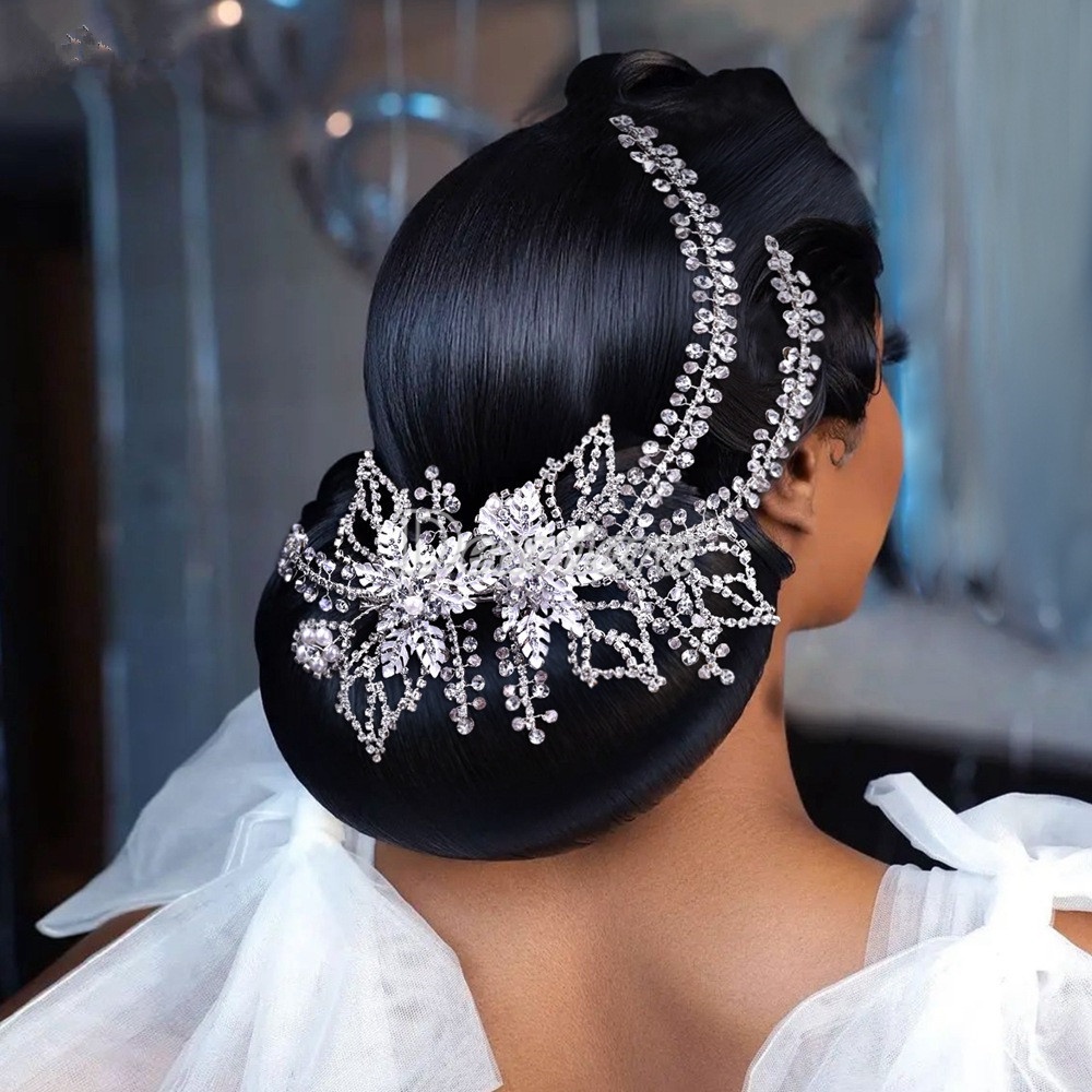 Hiasan Rambut Bridal Handmade Aksen Mutiara / Berlian Imitasi Ala Eropa / Amerika Untuk Wanita / Pernikahan