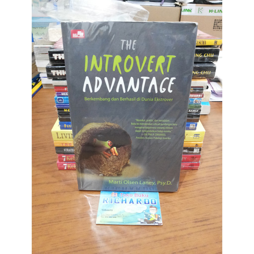 Buku The Introvert Advantage --- Marti Olsen Laney