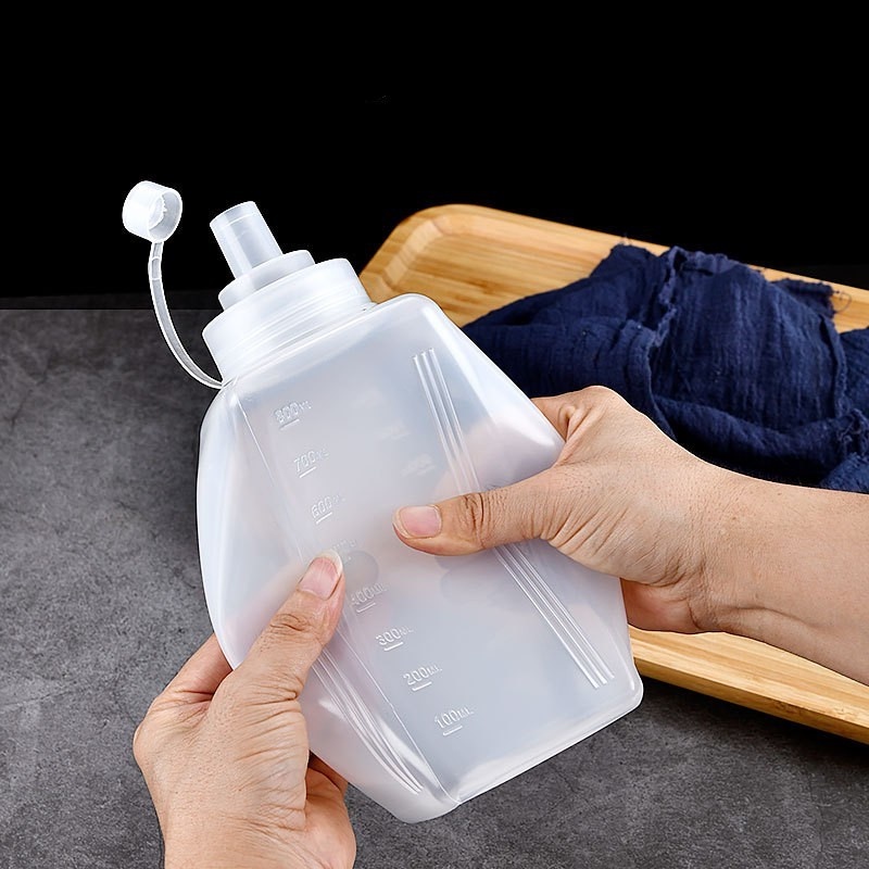 800/1000ML Large Diameter Dustproof Plastic Squeeze Sauce Bottle / Kitchen Seasoning Bottle