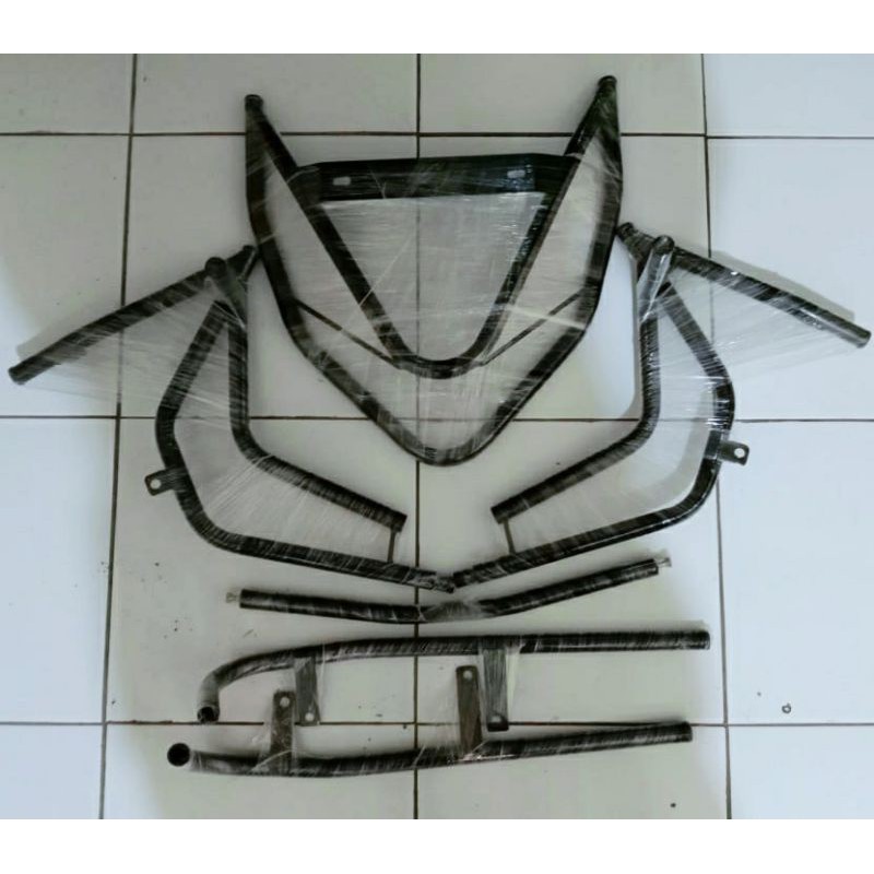 tubular beat street esp 2020 pelindung bodi bodycrash bahan tebal hitam merah