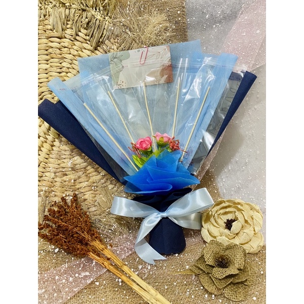 

Buket uang kosong 5 slot uang bouquet ultah wisuda anniversary