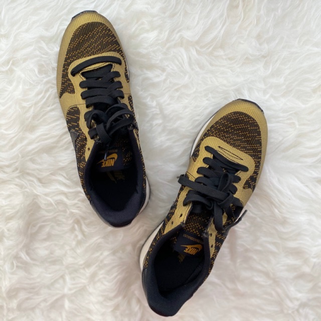 [ PRELOVED ] Nike Internationalist Women Jacquard in Bronzine / Black-Sail