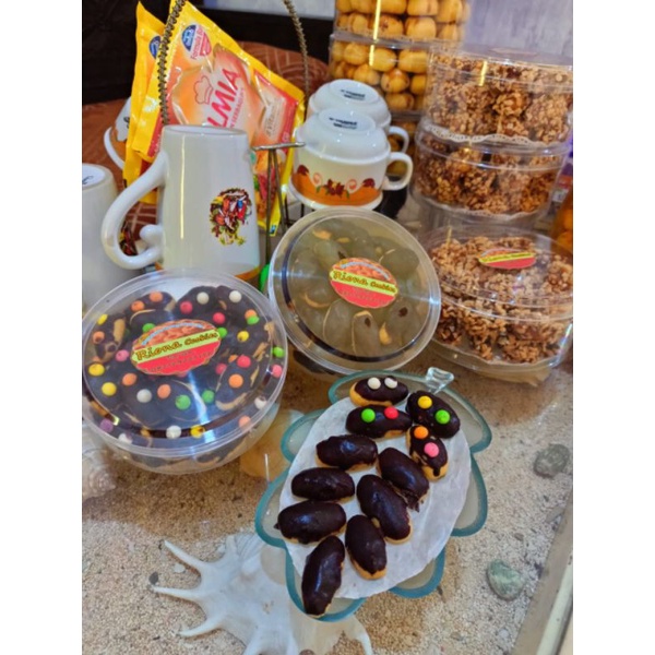 

Kue Kering Coklat 500 Gram