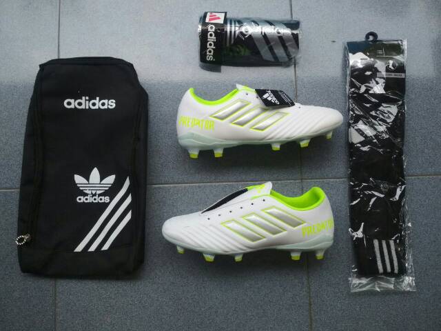 Bisa Bayar Tempat Cod Promo Paket Komplit Sepatu Bola Adidas Predator Awet Lentur Anti Karat-1