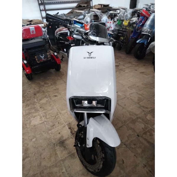 New motor listrik N9 uwinfly putih freong jatim