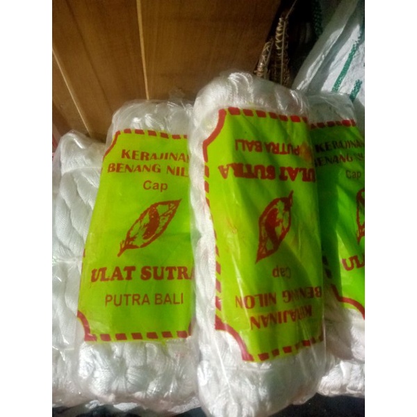 Benang Nilon Putih/Benang Streng Tukang Bangunan Cap Ulat Sutra