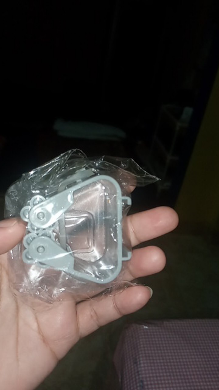 Gantungan Sapu Holder Sapu Dan Alat Pel Lantai