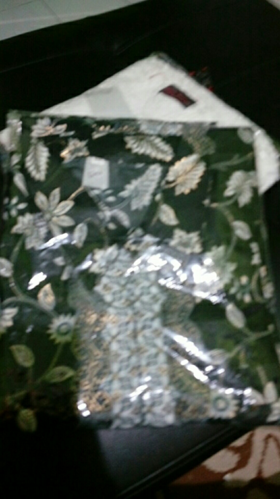 Lembayung.id / Kemeja Batik Lengan Pendek Melati Silver