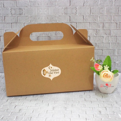 

Kotak Kue 4 toples 500 gsm paper bag 30x15x15cm Goodie bag Lebaran - PROMO - Bisa COD - TERLARIS