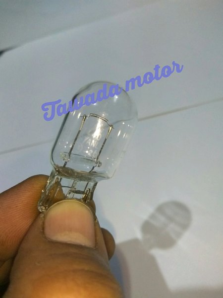 bohlam tancap lampu mundur T20 12v 21watt merk stanley aplikasi lampu mundur honda jazz