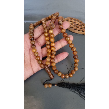 tasbih gaharu asli tasbih kayu gaharu wangi tasbih gaharu asli kalimantan tasbih gaharu wangi