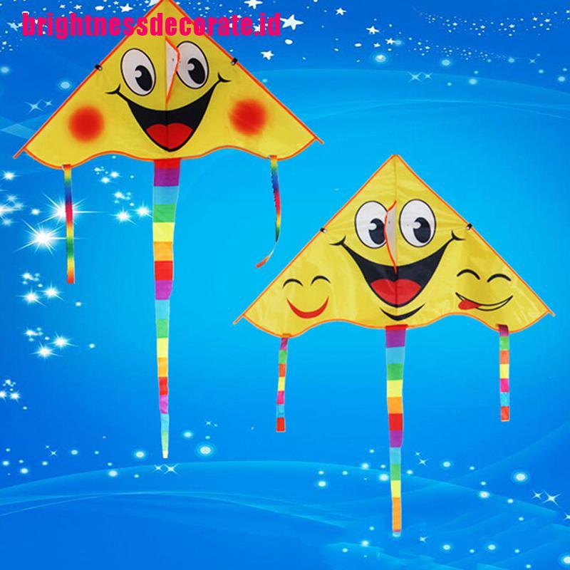 Brightid 1 Set Layang-Layang Motif Smiley Face Ukuran 80x45cm Dengan Tali 50m Untuk Outdoor