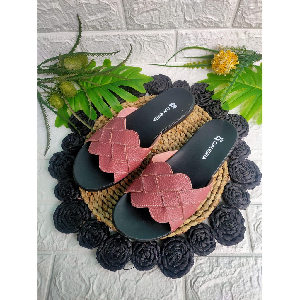 Insyira - Sandal Wanita Sharlina / Sandal Papirut Wanita Non Slip Alas Hitam / Sandal Wanita Slop Ketupat