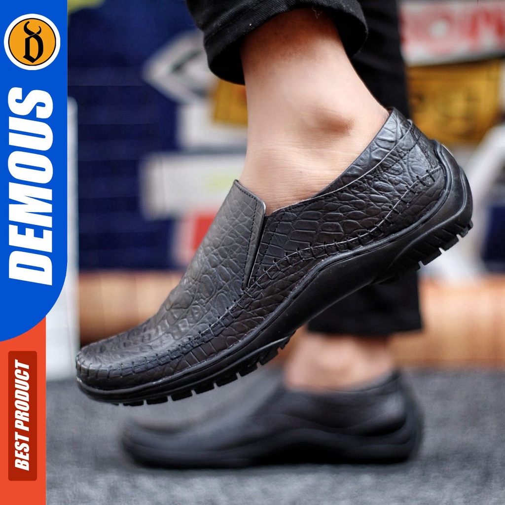 DEMOUS Crocz - Sepatu Slip On Pria Casual Kulit Asli