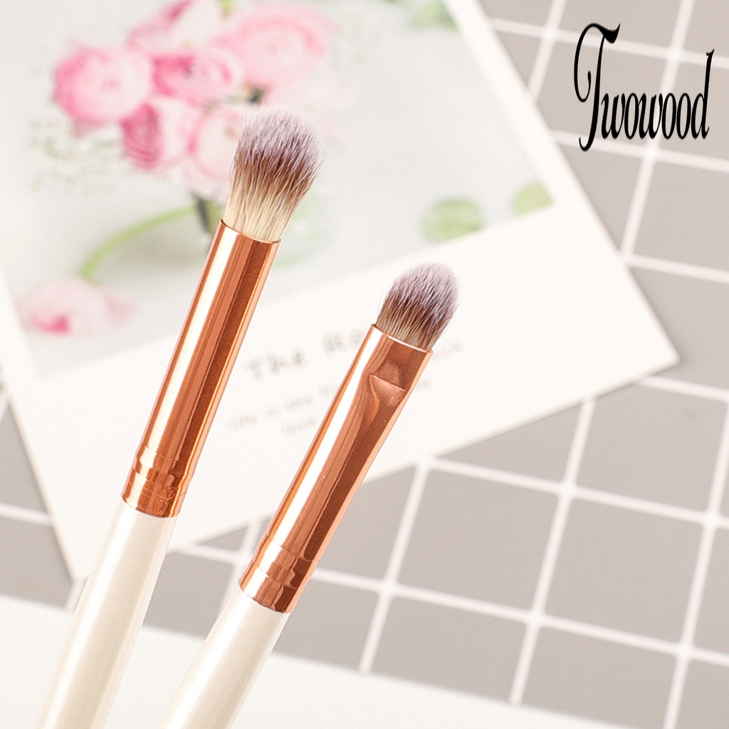 Brush Makeup Multifungsi Portable Untuk Wanita