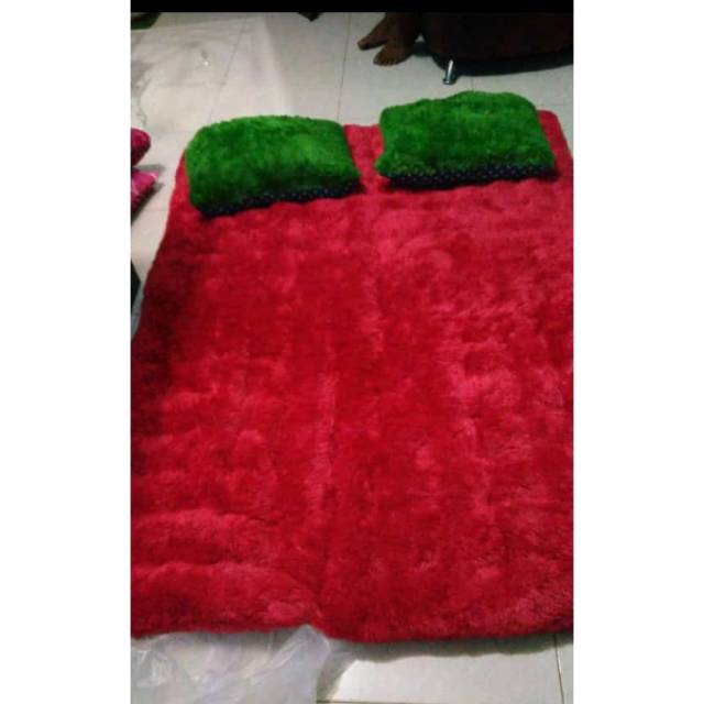 Kasur bulu-bulu free 2 bantal