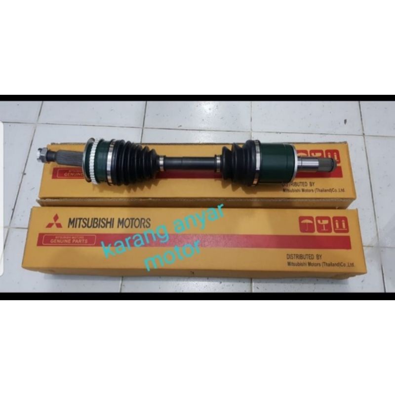 CV JOINT DRIVE SHAFT TRITON 2.8 HDX