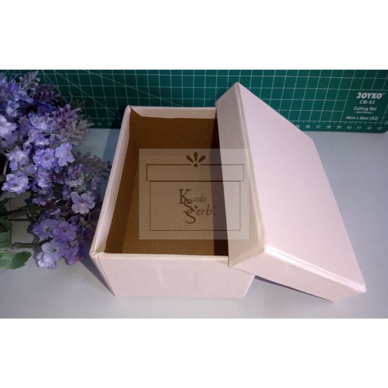 

Hardbox 13x9x3 cm / Kotak kado / giftbox / kotak kado polos / Hampers