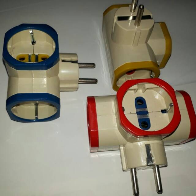 STEKER T-Arde 3 arah / Colokan Cabang Multi