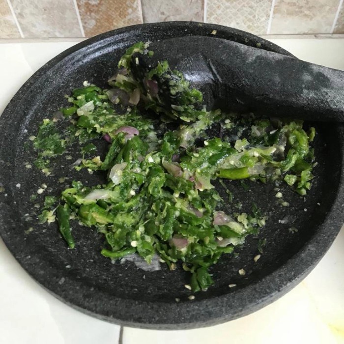 COBEK BATU ASLI batu gunung plus ulekan 26cm