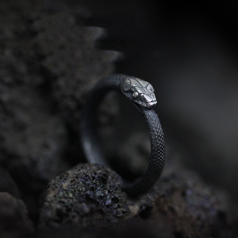 Perhiasan Cincin Pria Model Terbuka Desain Ular Rattlesnake Klasik Retro Gothic Rock Hip Hop Untuk Hadiah