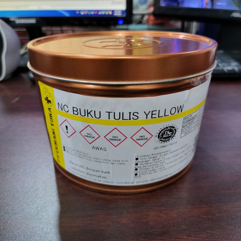 

TINTA CEMANI TOKA / TINTA CETAK ( BUKU TULIS YELLOW ) 1 KG
