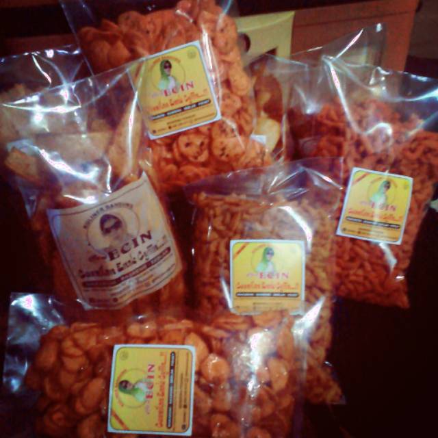 

Makaroni , basreng , seblak kering aneka rasa & pikset 1 kg