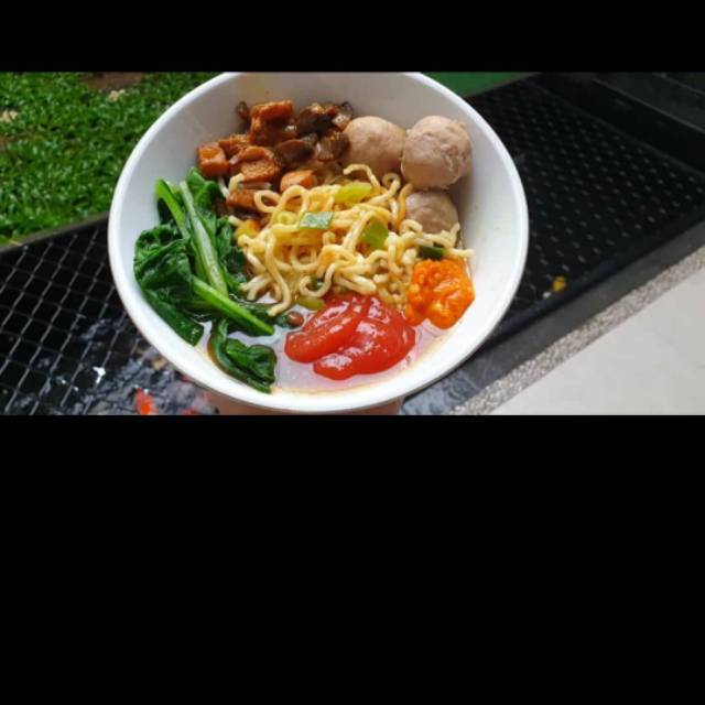 

Mie Ayam jamur bakso Frozen pack