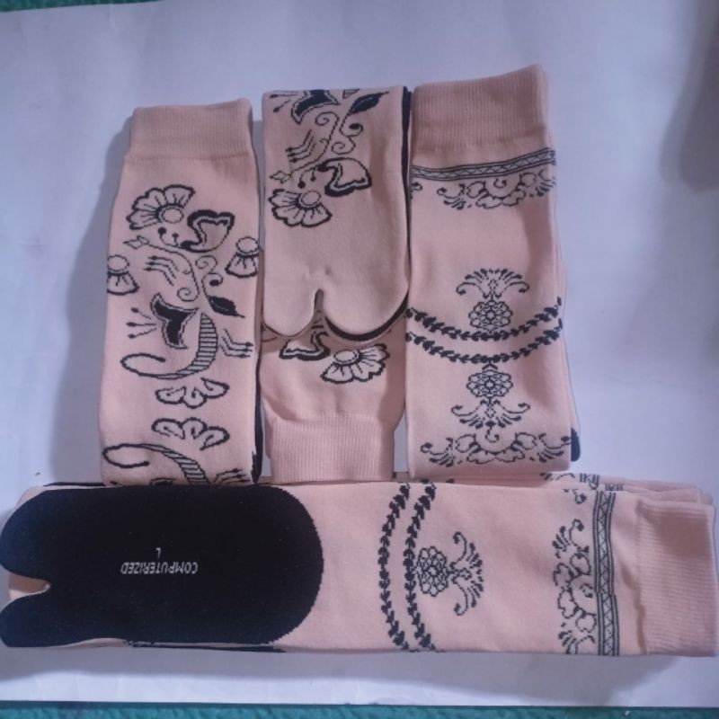 KAOS KAKI JEMPOL MOTIF KAOS KAKI JEMPOL MUSLIMAH(motif batik no kemas)