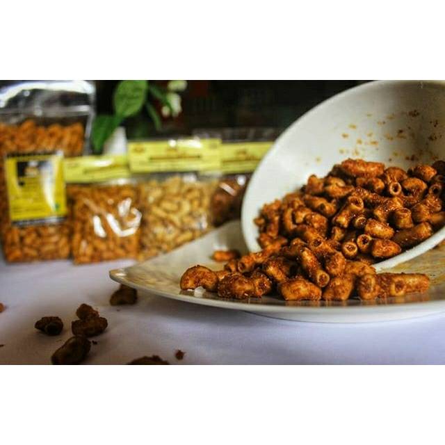 

Makaroni bantet varian rasa ukuran 70gr ni