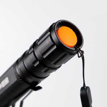 Senter LED Flashlight Senter Led Super Terang Zoom Tahan Air Cree XM-L 3800 Lumens