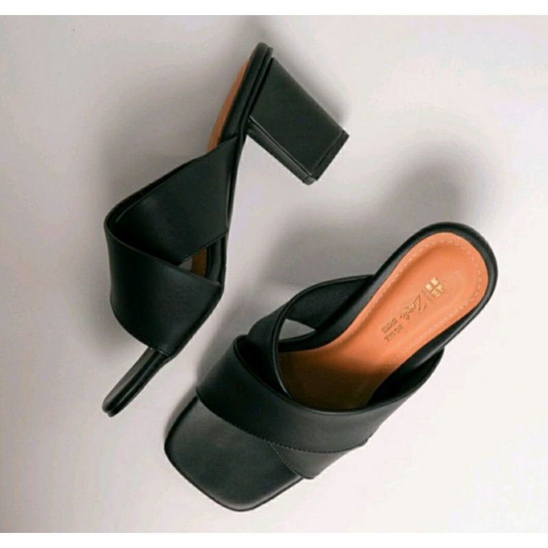 Sepatu Higheels 7cm Wanita Ukuran Besar 41-42-43-44-45 Slop Hak Tinggi Kulit Hitam Original, 42