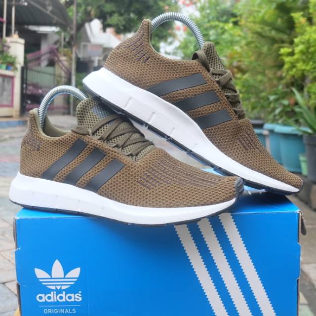 Adidas Swift Run Original