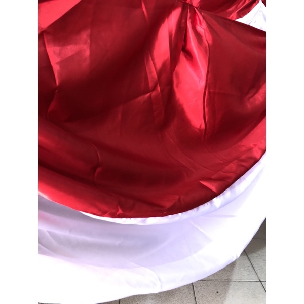 Bendera background merah putih vitrase model polos bahan satin